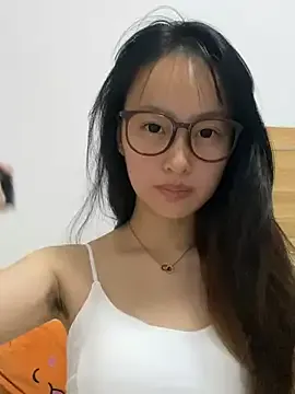 charlotte_stevenss_ – webcam model profile photo Image 4