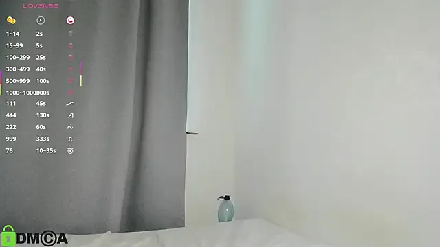 school_ch – webcam model profile photo Image 8