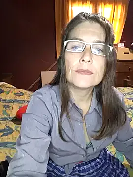  – webcam model profile photo Image 13