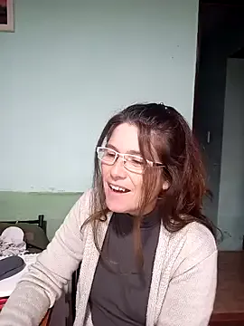  – webcam model profile photo Image 5