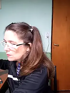  – webcam model profile photo Image 6
