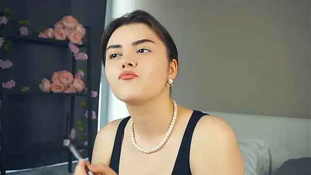 Garima_G – webcam model profile photo Image 2