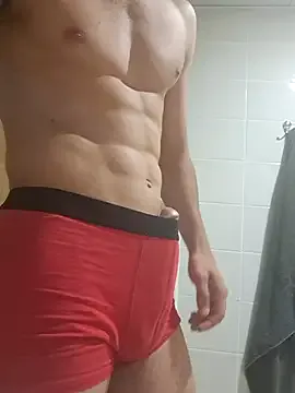 roouse – webcam model profile photo Image 9