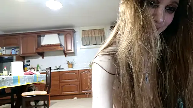 AkiraBloom – webcam model profile photo Image 1