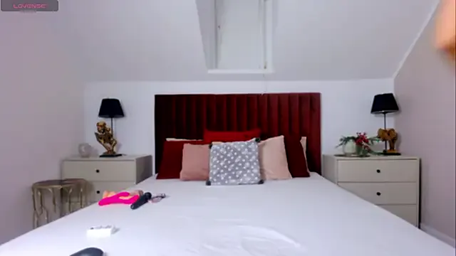 Demi – webcam model profile photo Image 5