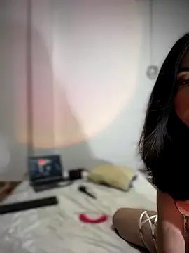 MiahWindsor Image 19