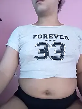 Nonchan_ – webcam model profile photo Image 18