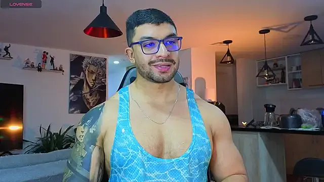 zui_lu – webcam model profile photo Image 3