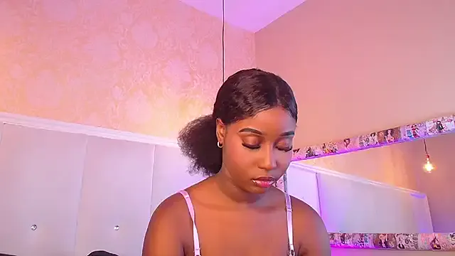 MichaelaCox Image 15