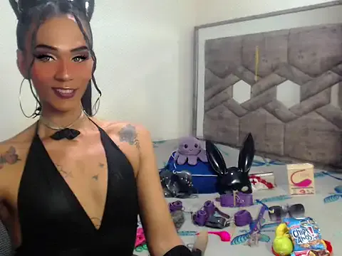 GiselleParton – webcam model profile photo Image 10