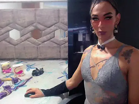 GiselleParton – webcam model profile photo Image 11