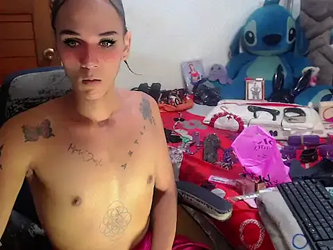 GiselleParton – webcam model profile photo Image 15