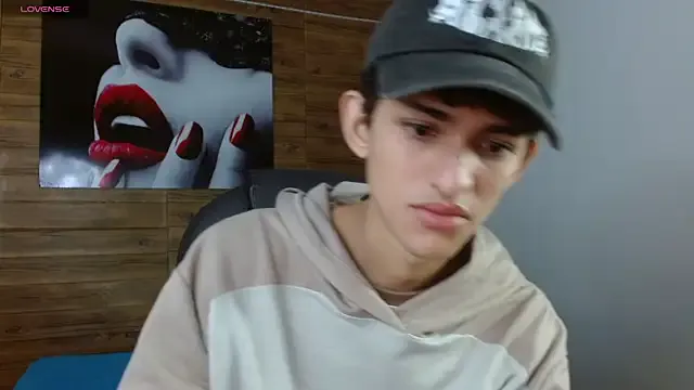 kai101010 – webcam model profile photo Image 4