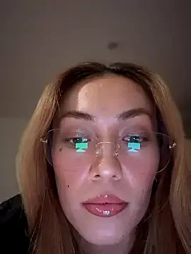 CharlotteMavis – webcam model profile photo Image 17