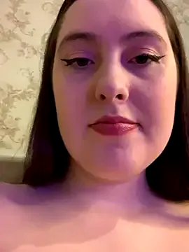 NicoleHamm – webcam model profile photo Image 2