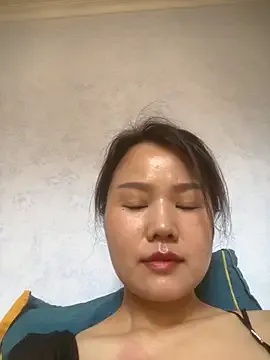 its_amesha – webcam model profile photo Image 4