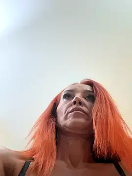  – webcam model profile photo Image 11