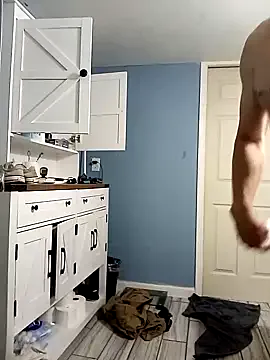 roouse – webcam model profile photo Image 5