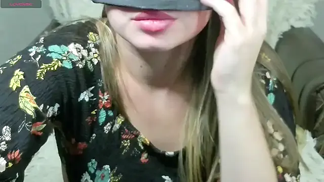 -MiaSweet- – webcam model profile photo Image 13