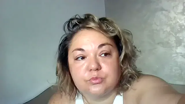 PumaShyXD – webcam model profile photo Image 11