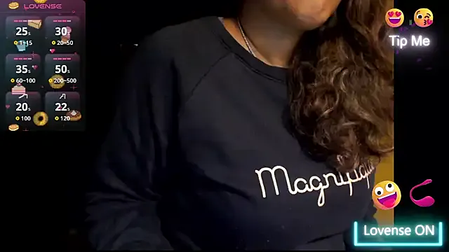 RollDolls – webcam model profile photo Image 19