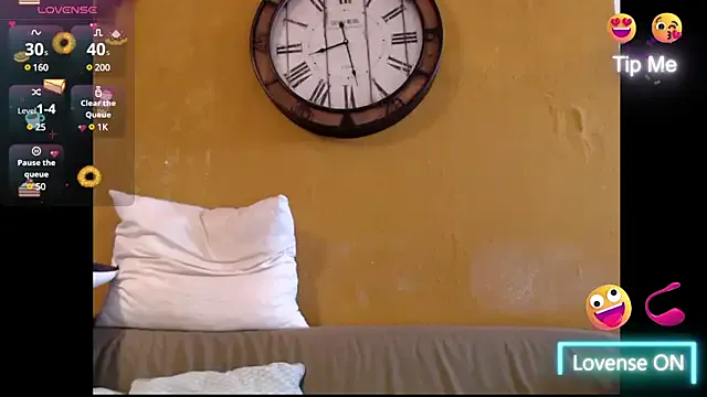 RollDolls – webcam model profile photo Image 2