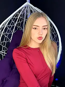 Big_ayu_ – webcam model profile photo Image 4