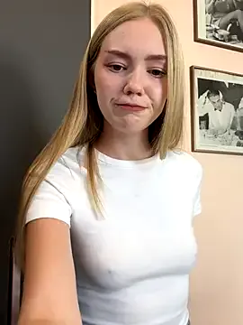 Big_ayu_ – webcam model profile photo Image 5