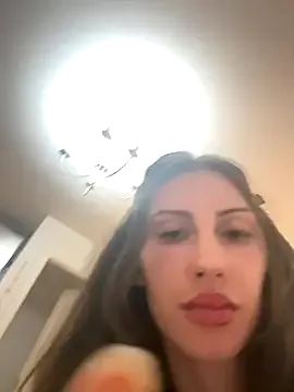 hana-08787- – webcam model profile photo Image 12