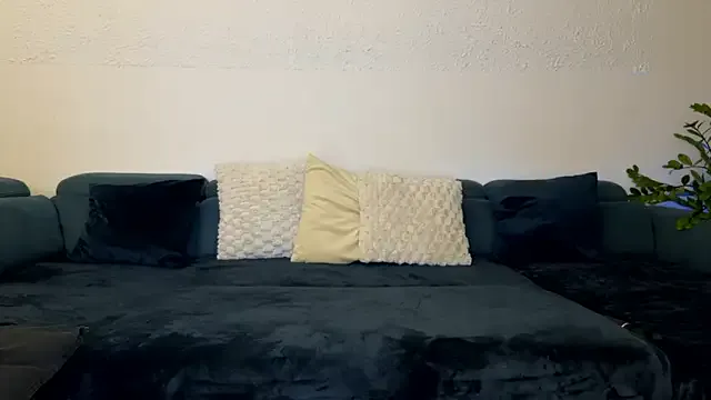 MrAndMrsSavage – webcam model profile photo Image 15