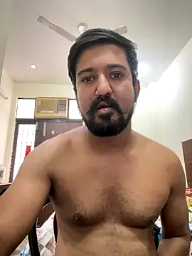 roouse – webcam model profile photo Image 11