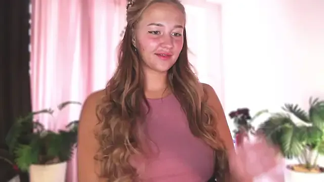 EmaSalis – webcam model profile photo Image 14