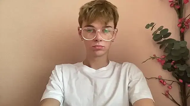 CleoLangley – webcam model profile photo Image 14
