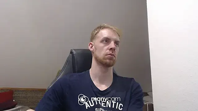 HornyGirlH – webcam model profile photo Image 17