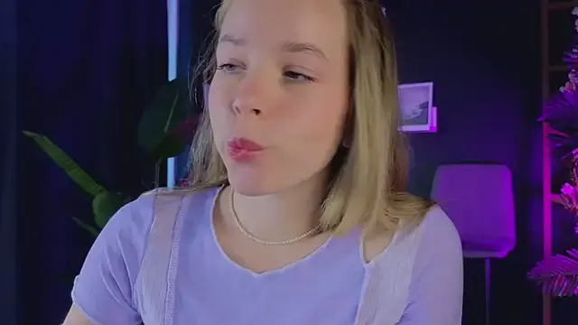 milly_shy Image 4
