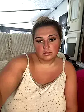 seraphine23 – webcam model profile photo Image 17