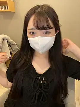 seraphine23 – webcam model profile photo Image 10