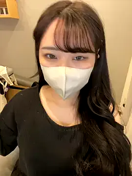 seraphine23 – webcam model profile photo Image 6