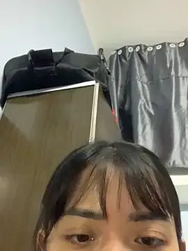 Skyller – webcam model profile photo Image 1