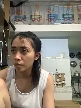 Skyller – webcam model profile photo Image 15