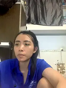 Skyller – webcam model profile photo Image 19