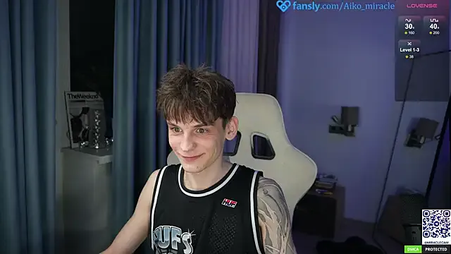  – webcam model profile photo Image 3