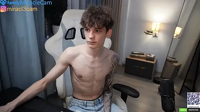  – webcam model profile photo Image 6