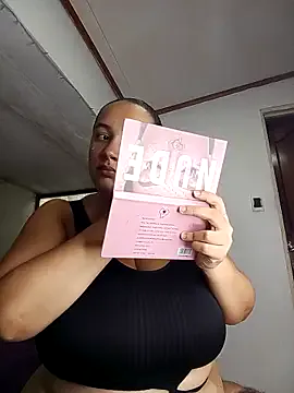 Miss-boobs Image 11