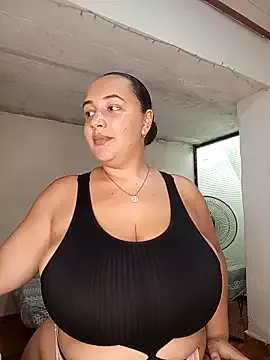 Miss-boobs Image 13