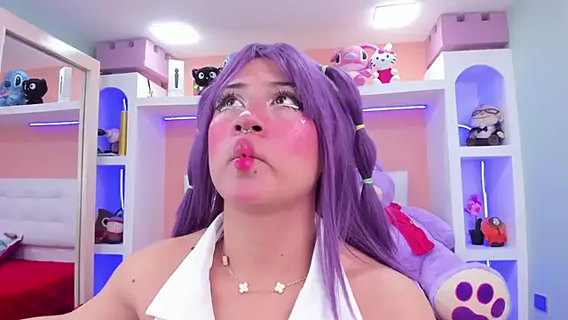 AnniDianna – webcam model profile photo Image 6