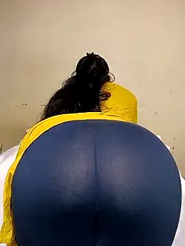 winter11 – webcam model profile photo Image 3