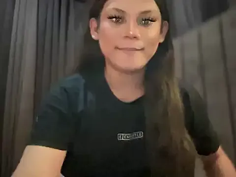 ClaireBree – webcam model profile photo Image 6