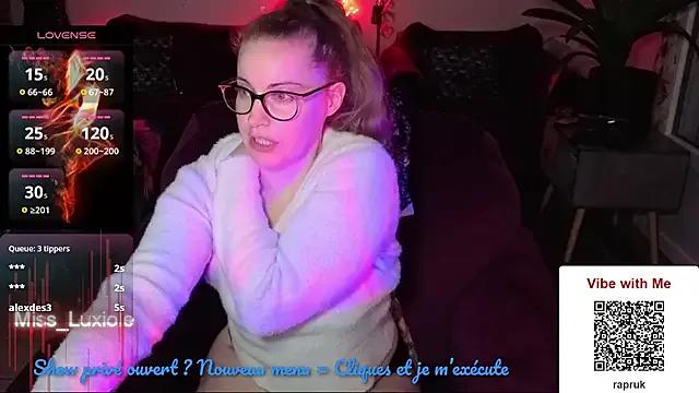 oxo_yuna_oxo – webcam model profile photo Image 17