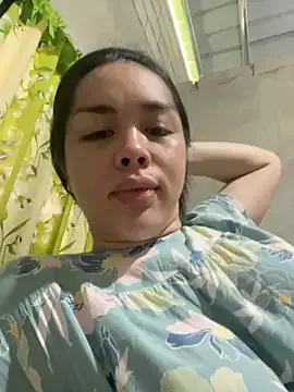 Nonchan_ – webcam model profile photo Image 12